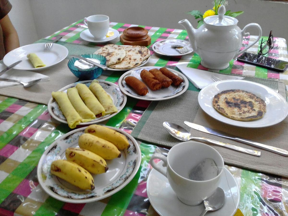 Liyara Home Stay シギリヤ エクステリア 写真