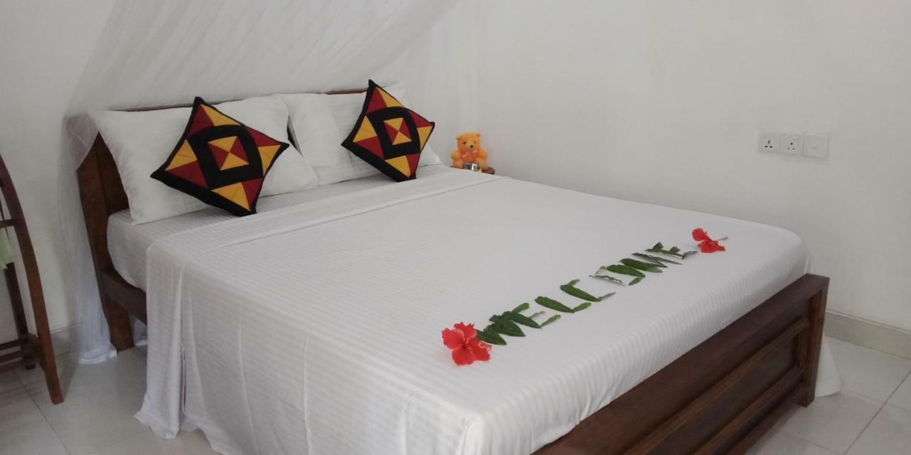 Liyara Home Stay シギリヤ エクステリア 写真